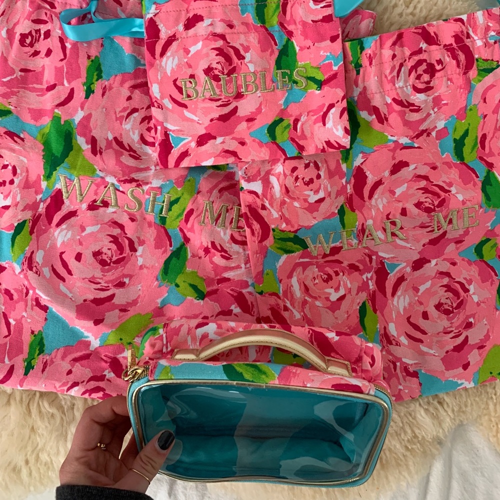 Lily Pulitzer Wash Me, Wear Me Travel Bags